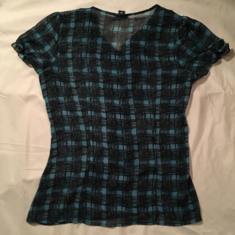 🐞 Sheer Plaid Work Blouse With Ruffle Detail - Picture 5 of 6